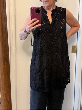 Johnny Was Black Sleeveless Eyelet Lace Tunic